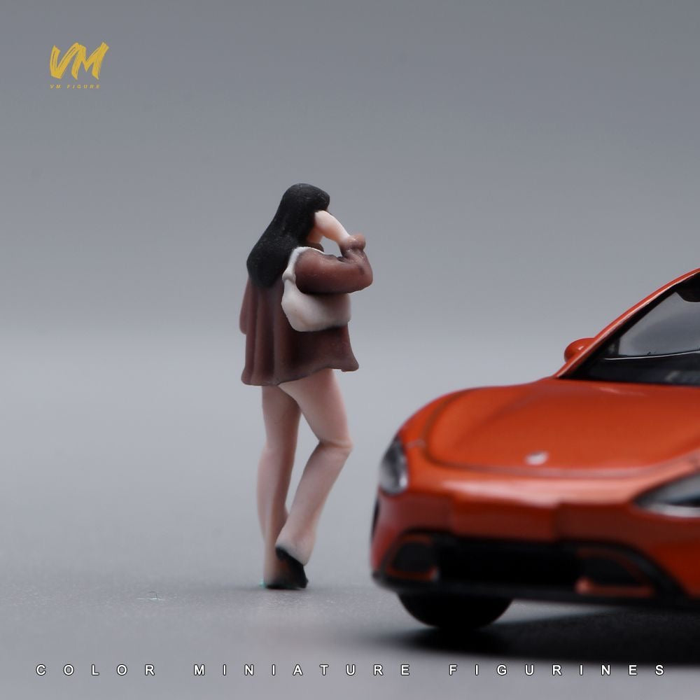 1:64 Stylish Female Figure with Sunglasses | 3D Printed Miniature Diorama Figure for Diecast Model Cars