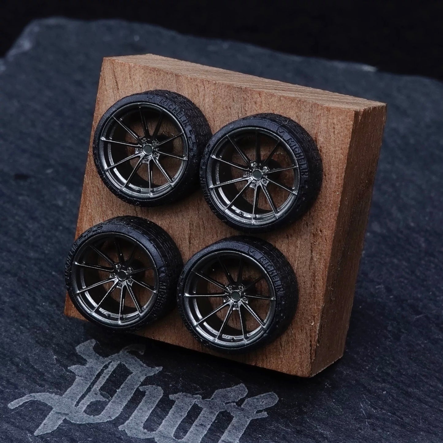 1/64 Diecastory HRE P104CS Custom Wheels 8.8mm | Premium Axle-Mount Rims for Diecast Car Modification