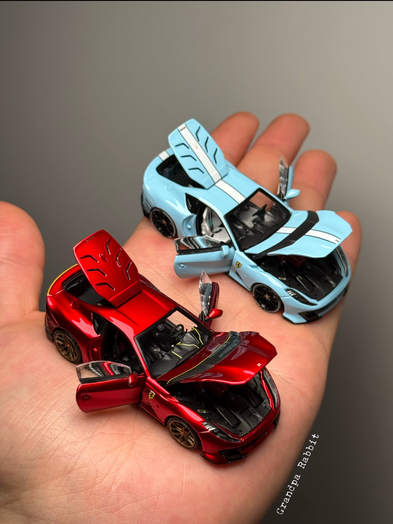 1:64 Ferrari 812 Competizione Full Opening Diecast Model Car | Collector Edition