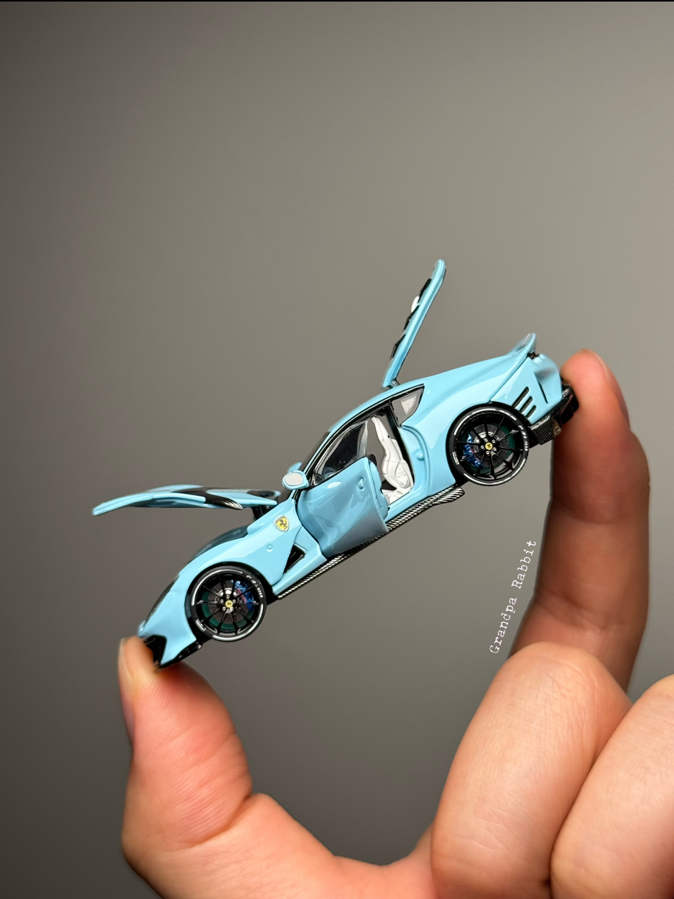 1:64 Ferrari 812 Competizione Full Opening Diecast Model Car | Collector Edition