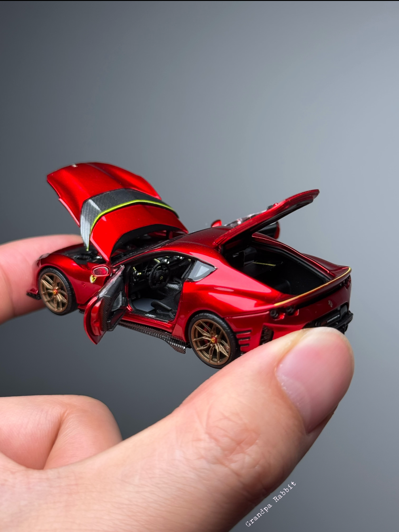 1:64 Ferrari 812 Competizione Full Opening Diecast Model Car | Collector Edition