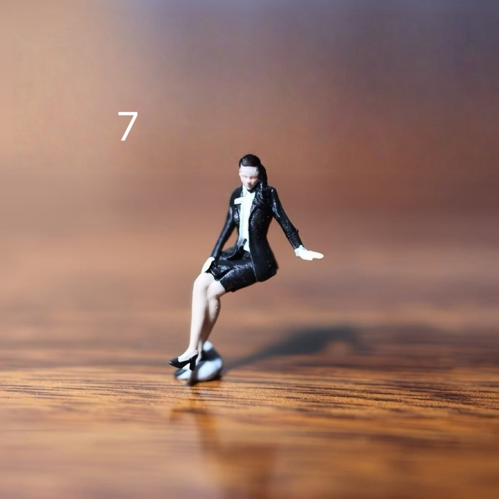 1:64 Scale Resin Figure Model Miniature People Set Diorama Accessories for Diecast Car Display