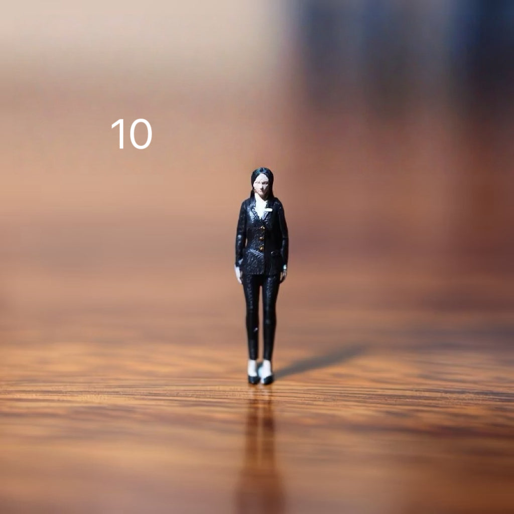 1:64 Scale Resin Figure Model Miniature People Set Diorama Accessories for Diecast Car Display