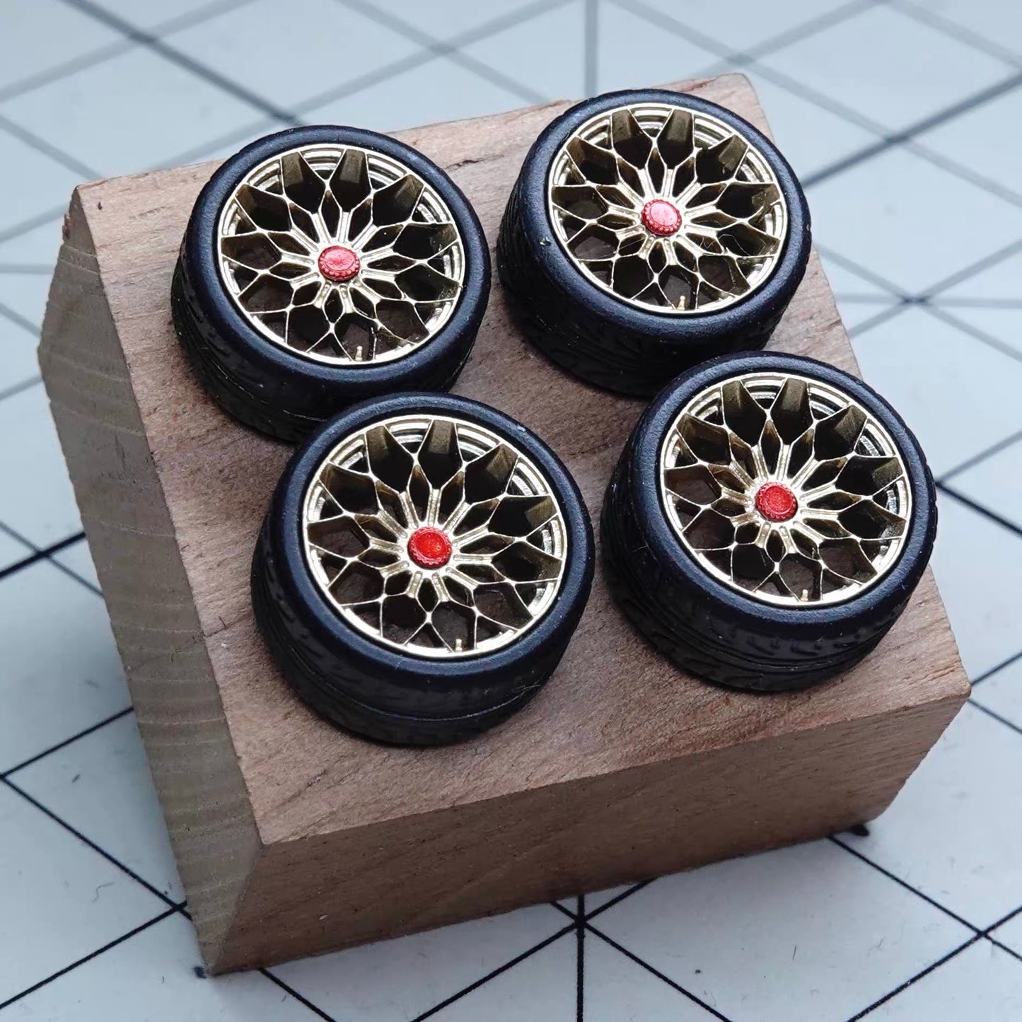 Puff Studio 1:64 Lamborghini Huracan STO OEM Style Wheels | Front 8.5mm Rear 8.8mm Axle Diecast Custom Stance Wheels