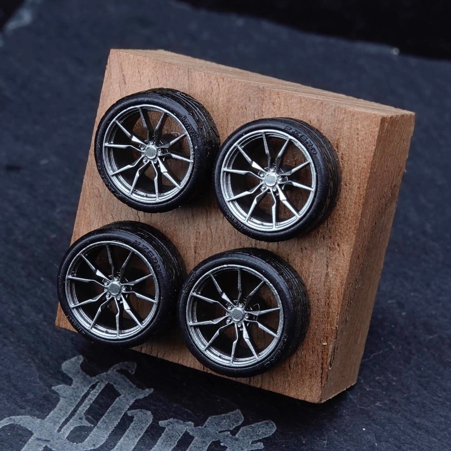 Puff Studio 1:64 Lamborghini LP720 Wheels | Front 8.5mm Rear 8.8mm Axle Aggressive Stance Diecast Custom Wheels