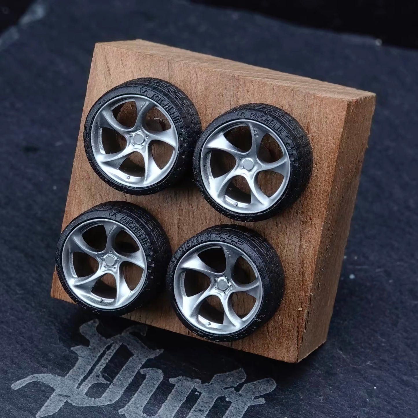 Puff Studio 1:64 HRE 522M 8.8mm Axle Wheels | Aggressive Stance Custom Diecast Wheel Set
