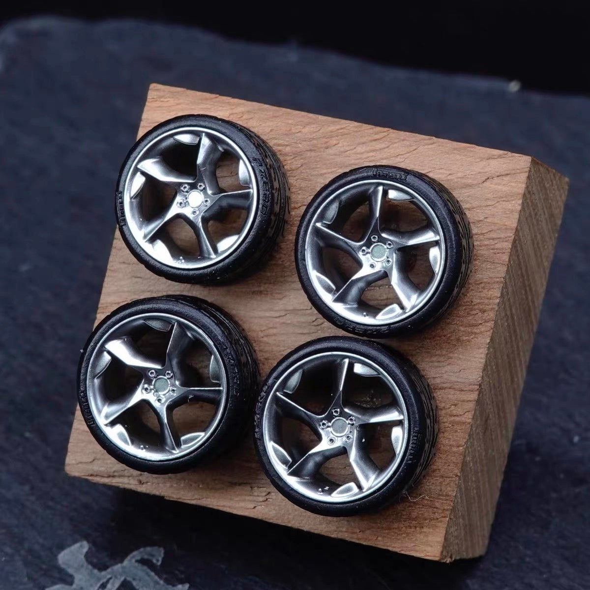 Puff Studio 1:64 Ferrari SF90 XX Wheels | Front 8.5mm Rear 8.8mm Axle OEM Style Aggressive Stance Diecast Custom Wheel Set