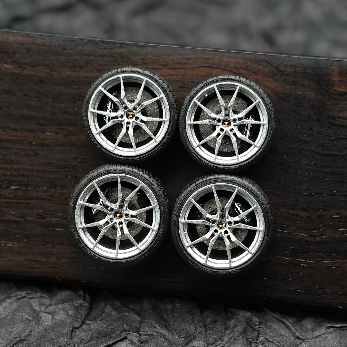 1:64 DD MODEL Rolling Wheels with Bearings - Factory Stock Rims for Custom LP720 LP740 Diecast Car