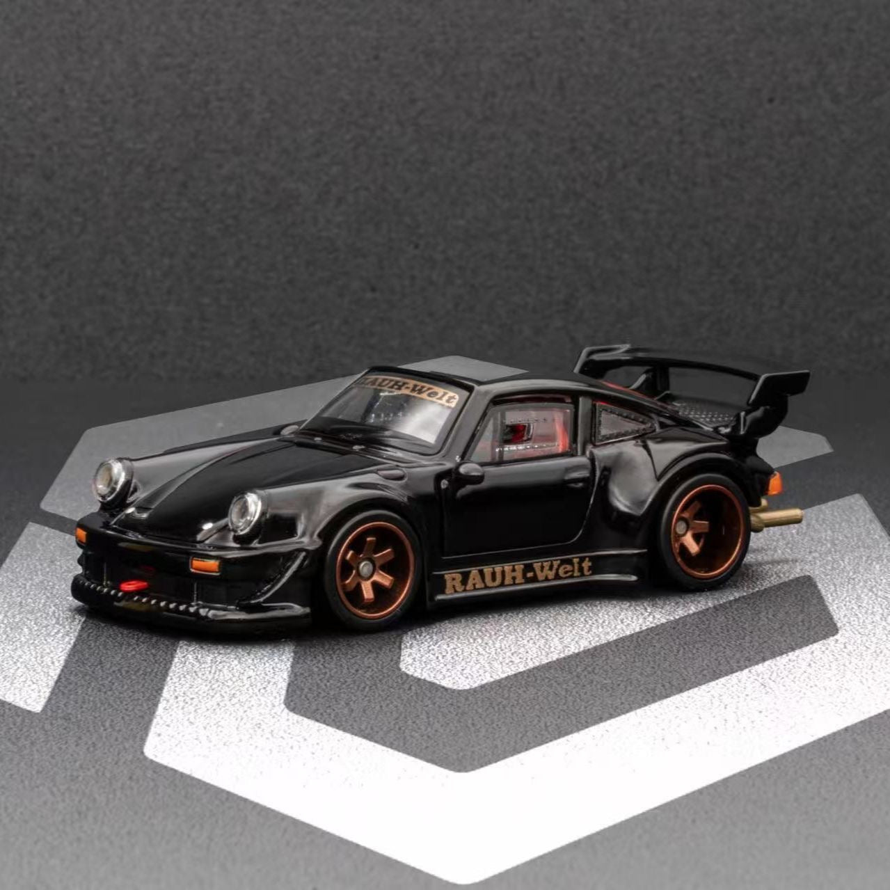 FG 1:64 Porsche RWB 930 Diecast Model Car Full Opening Black Collectible Display Model