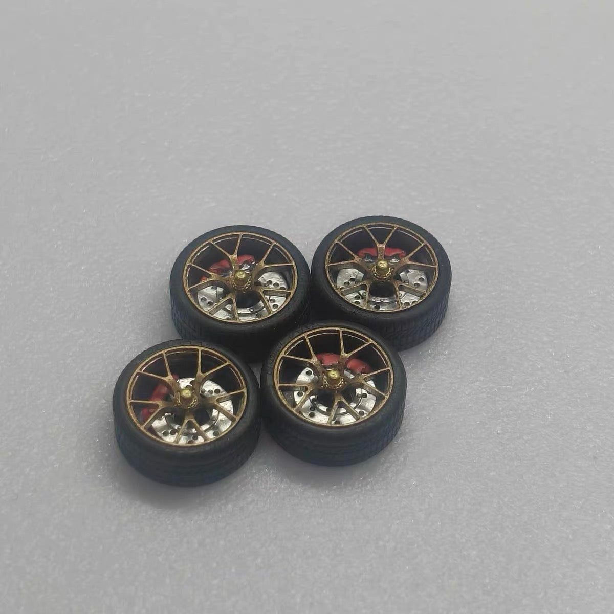 1:64 Static Resin Wheel Set 10.5mm | Custom Wheels with Rubber Tires for Diecast Model Cars
