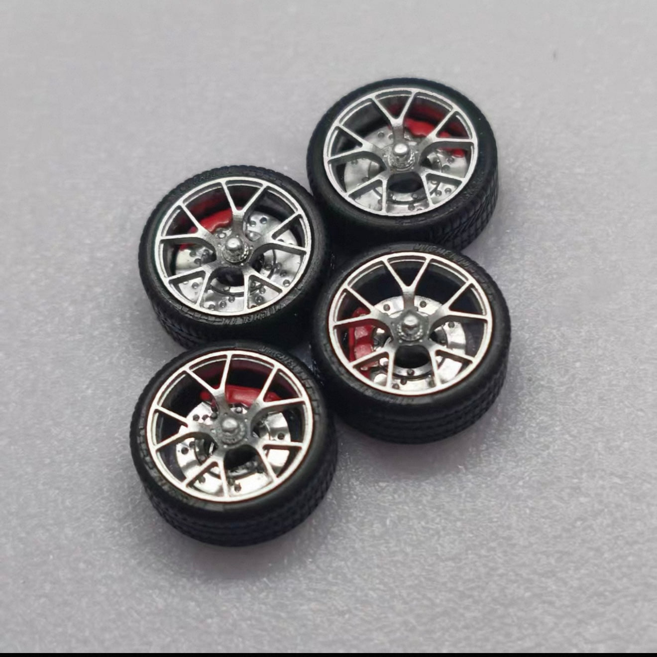 1:64 Static Resin Wheel Set 10.5mm | Custom Wheels with Rubber Tires for Diecast Model Cars