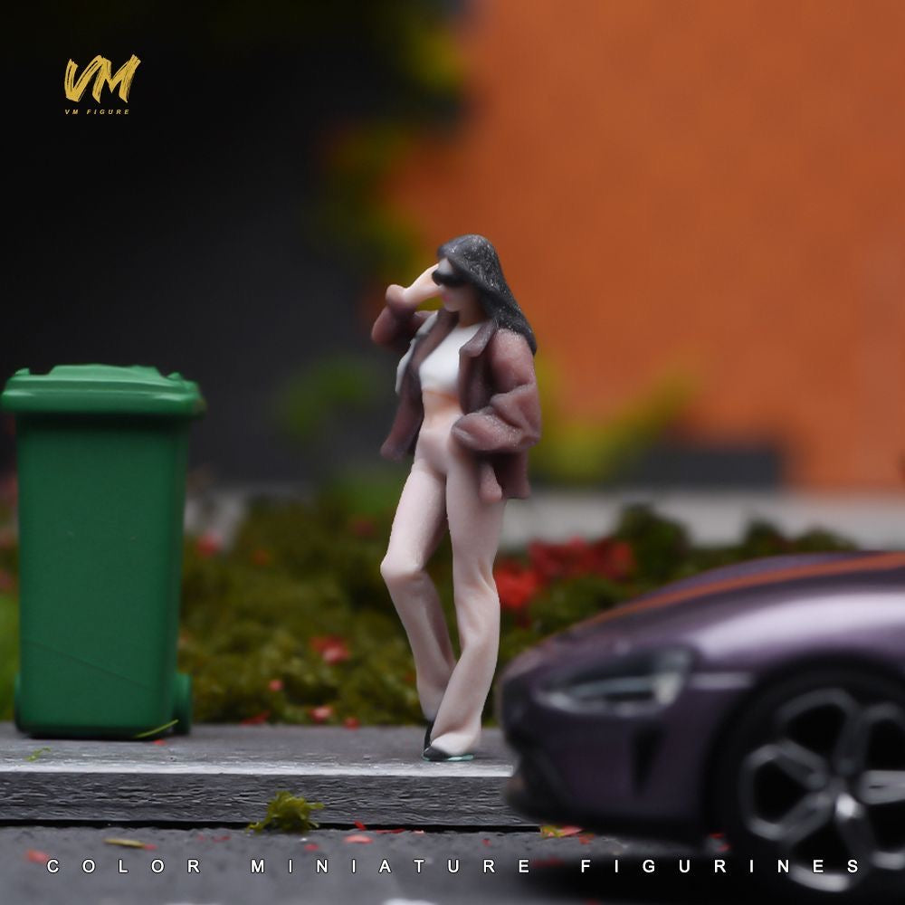 1:64 Stylish Female Figure with Sunglasses | 3D Printed Miniature Diorama Figure for Diecast Model Cars