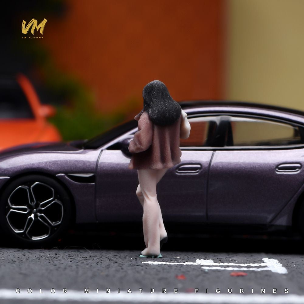 1:64 Stylish Female Figure with Sunglasses | 3D Printed Miniature Diorama Figure for Diecast Model Cars