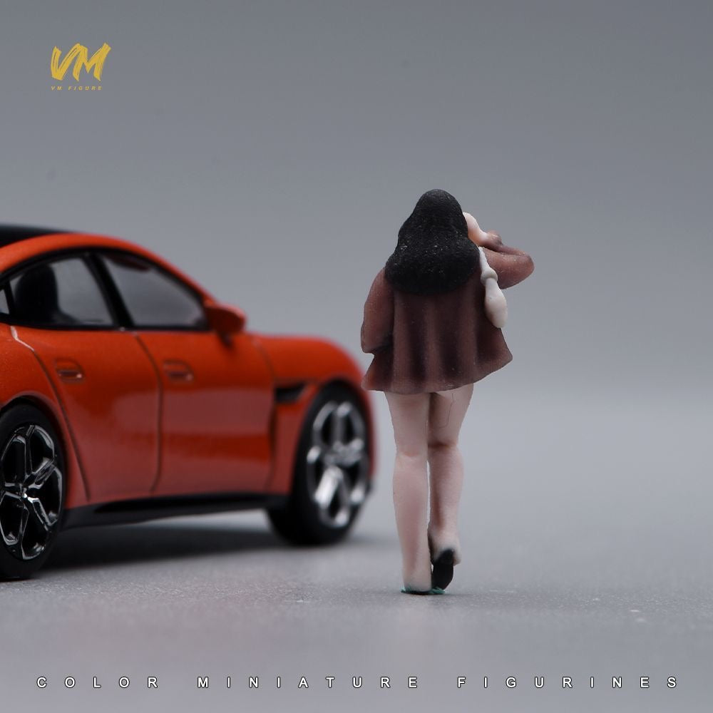 1:64 Stylish Female Figure with Sunglasses | 3D Printed Miniature Diorama Figure for Diecast Model Cars